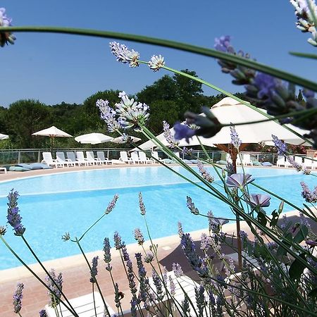 Il Borgo Centro Vacanze Guardistallo Exterior foto